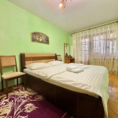Apartpoltava Затишна 3-Кімнатна Квартира В Центрі Міста, Каштанова Алея, Звітна Документація, Чек Kültér fotó